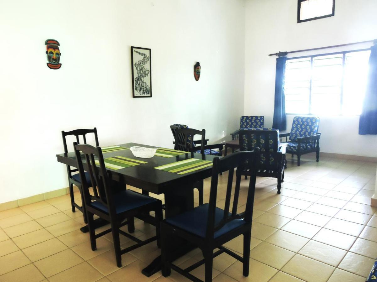 Diani Beachalets ภายนอก รูปภาพ
